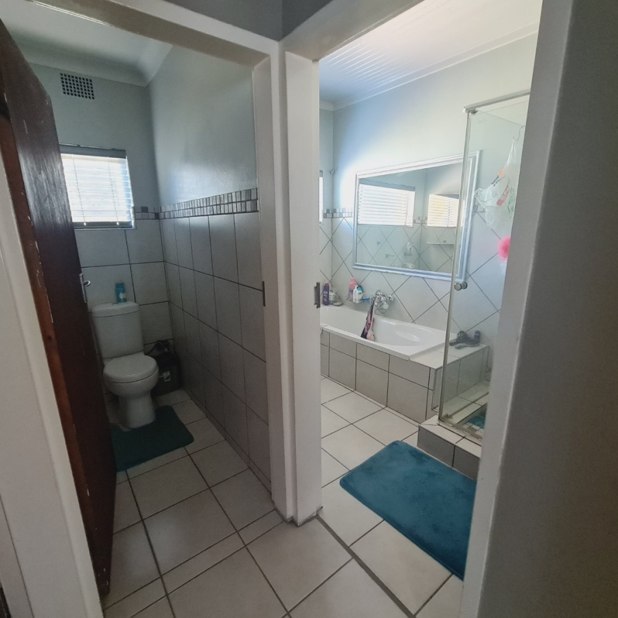 3 Bedroom Property for Sale in Universitas Free State
